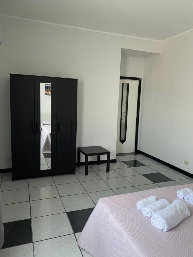 Il Girasole Apartment Catania Luaran gambar
